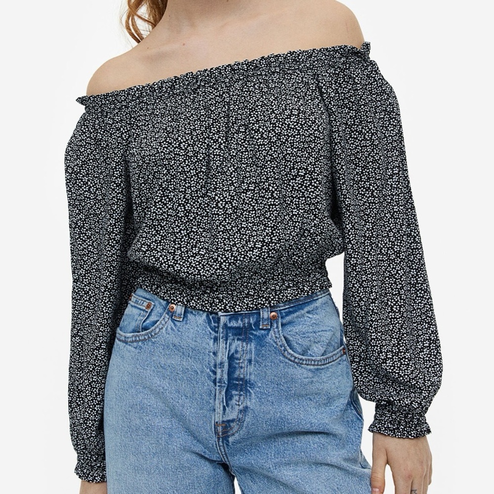 Divided H&M Floral Black and white Off-Shoulder Women's crop Top, women's size L